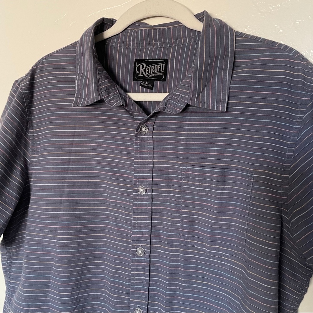 Retrofit blue striped button up shirt w/ pocket